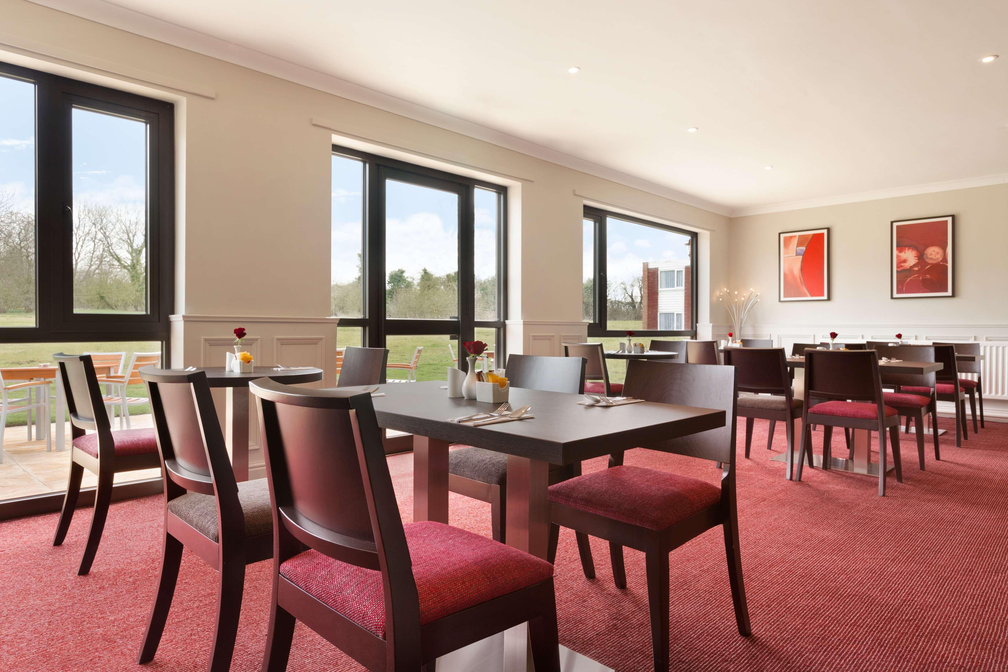 Ramada Chorley South Hotell Exteriör bild