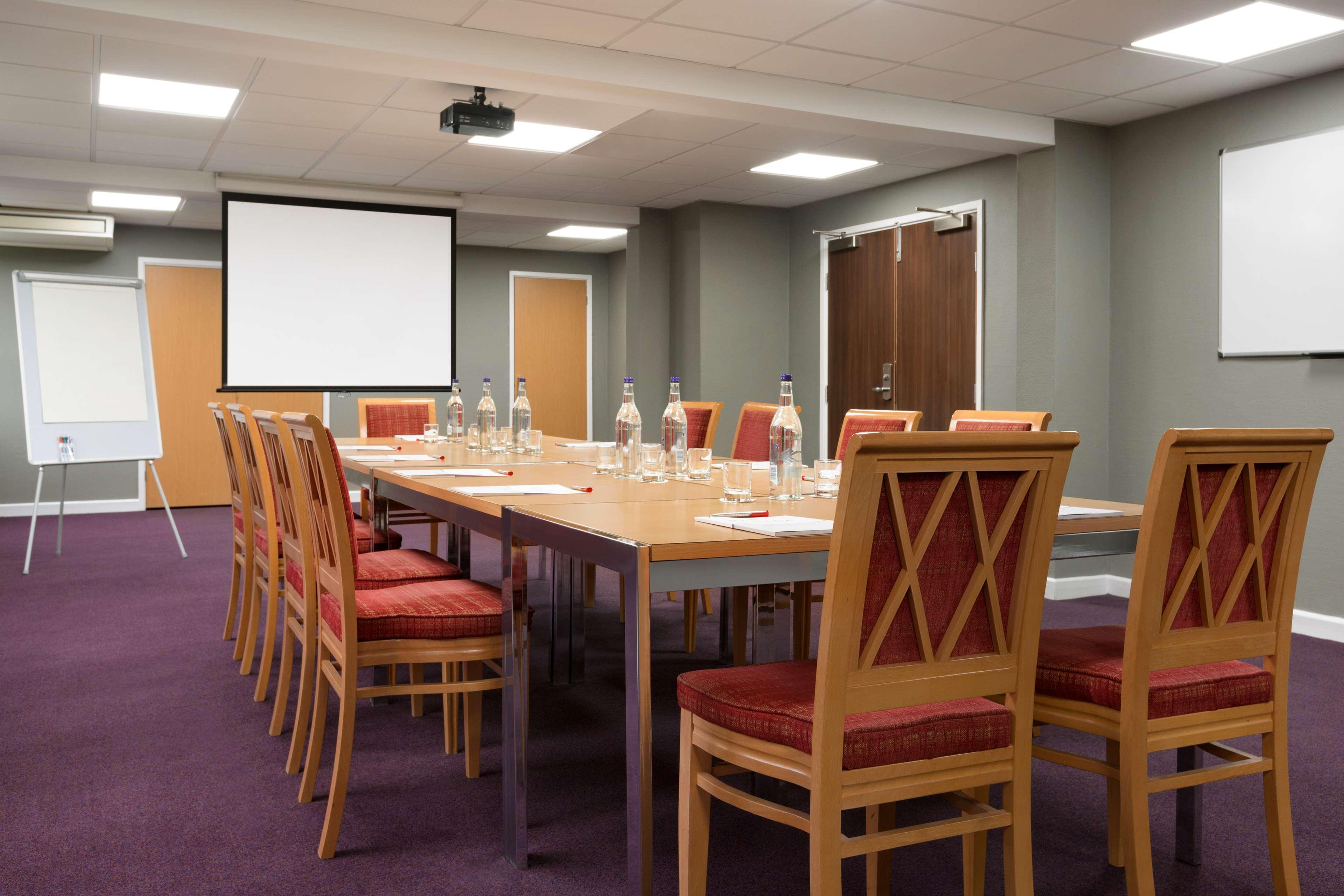 Ramada Chorley South Hotell Exteriör bild