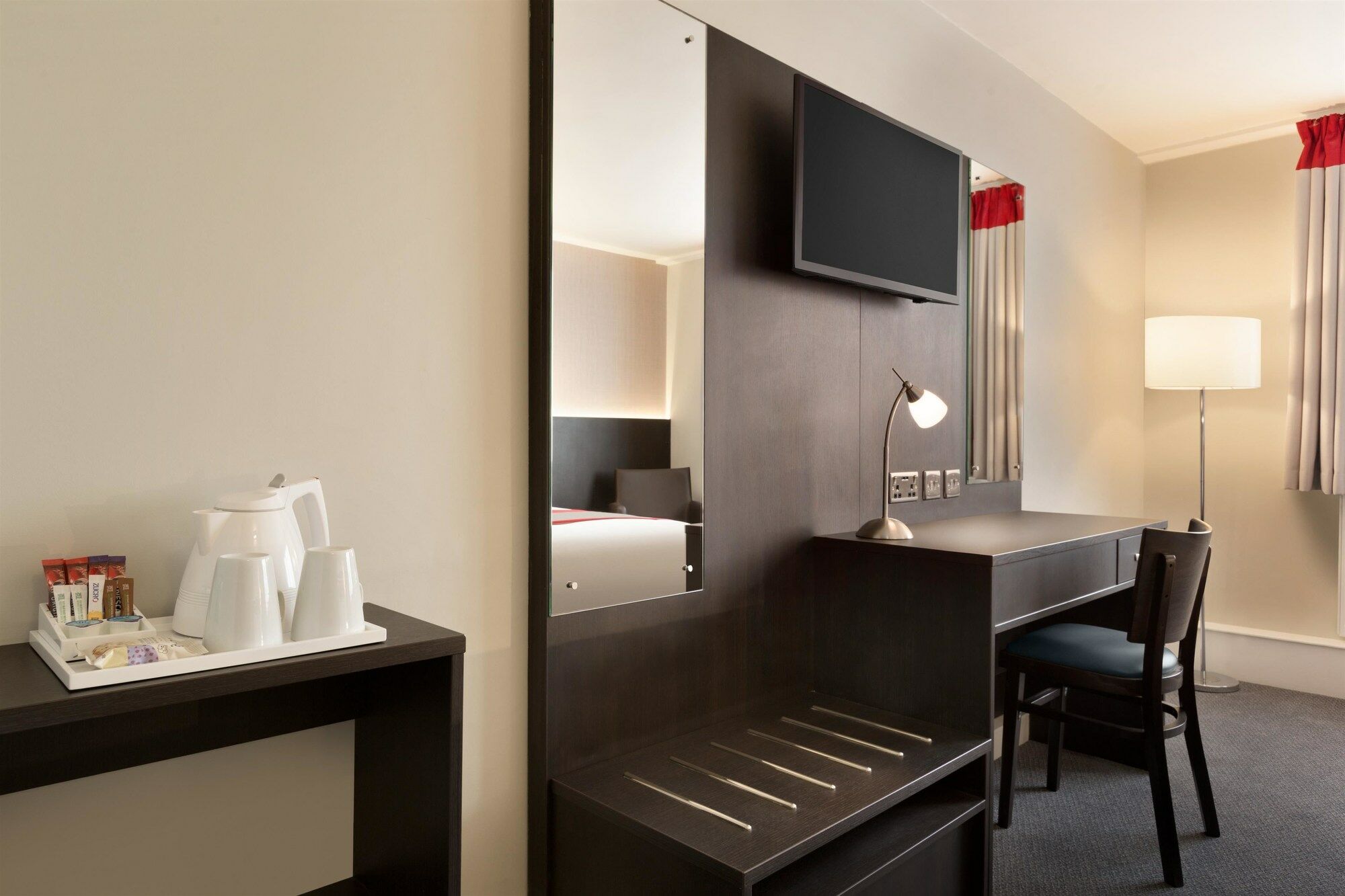 Ramada Chorley South Hotell Exteriör bild
